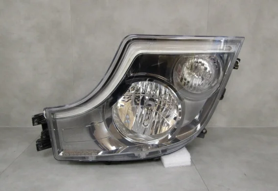 Niska cena LAMPA PRZÓD MERCEDES ACTROS MP4 ZWYKŁA Z LED LH LEWA A9618204039