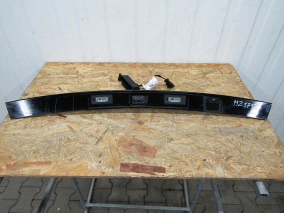 Ostatnie sztuki LISTWA BLENDA KLAPY TYŁ LAND ROVER DISCOVERY SPORT L550 + KAMERA I LEDY HK72-13444 HK72-406
