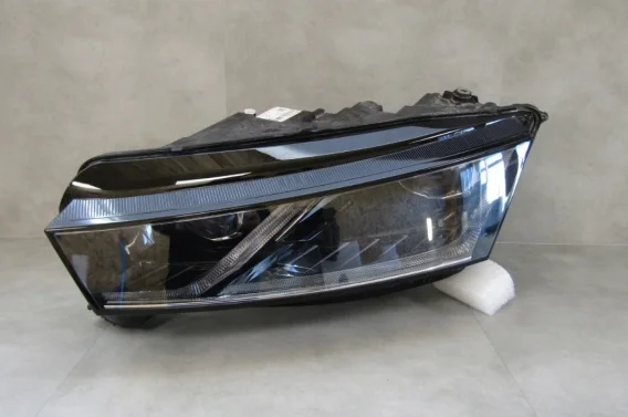 LAMPA PRZÓD SKODA OCTAVIA IV FULL LED 19-24 LH 5E4941015A Szybka wysyłka