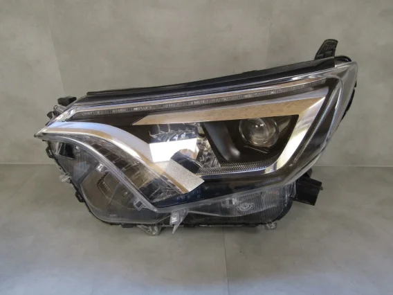 Ostatnie sztuki Lampa przód Toyota RAV4 IV 4 Lift LED 15-18 LH