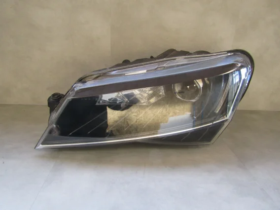 Lampa przód Skoda Superb 3 III 3V1 KSENON SKRĘTNY 15-19 LH Hit sprzedaży