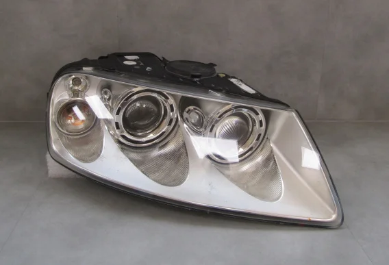 Promocja LAMPA PRZÓD VW TOUAREG I KSEONON NIESKRĘTNY 02-06 RH